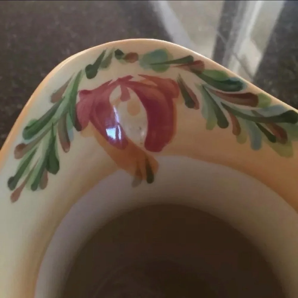 NWOT Retired Southern Living Gail Pittman Sienna Pitcher Yellow Red Farmhouse